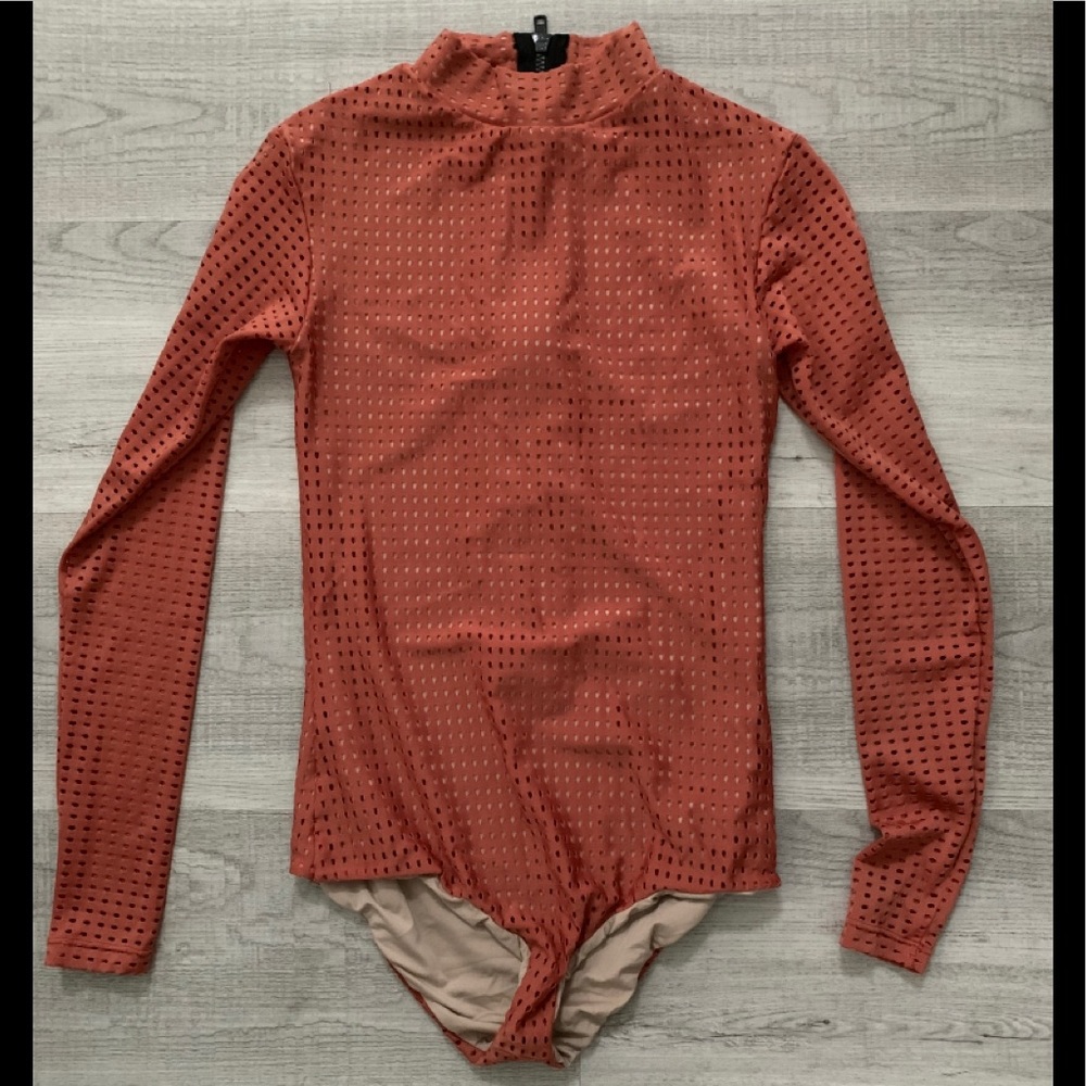 Acacia swimwear ehukai mesh one piece rash guard